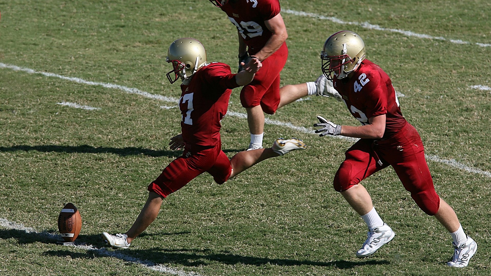 开云·体育官网-中超联赛国足惨败 球迷分析失利原因，国足参加中超
