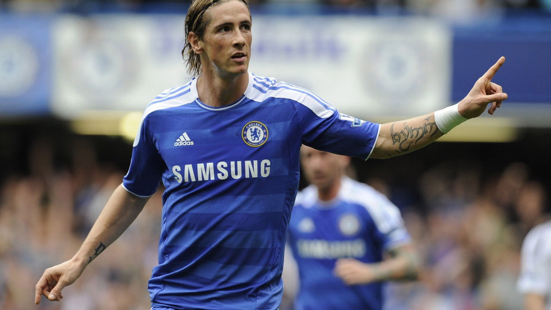 足球世界冠军联赛全球直播，吸引亿万观众热情关注，足球世界比赛视频