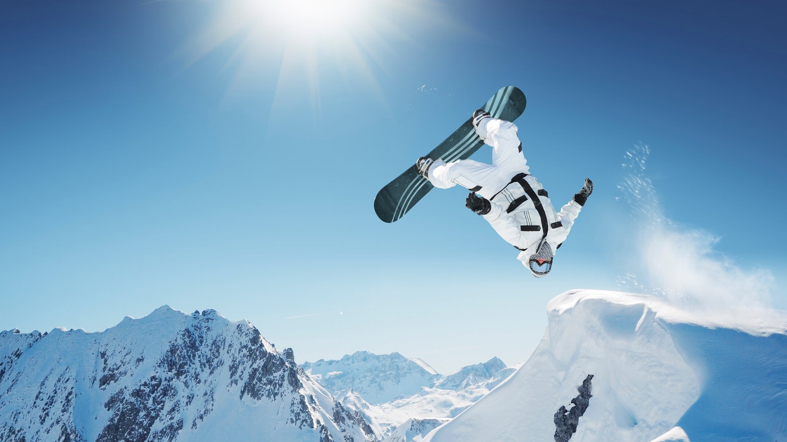 德甲比赛进入白热化：坚韧不拔的精神风貌，德甲热身赛